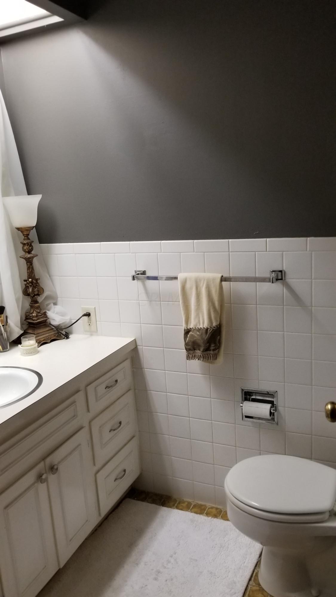 4425 Lowestone Road, Unit 27 Columbus, OH 43220 - Photo 14 of 15