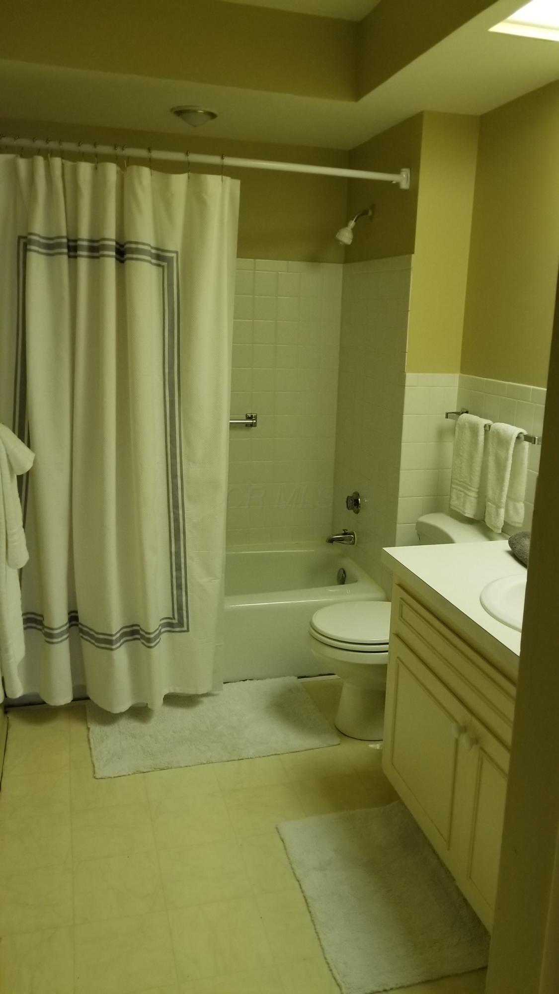 4425 Lowestone Road, Unit 27 Columbus, OH 43220 - Photo 15 of 15