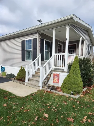 $252,000 | 402 Pleasant Parkway, Sturbridge, MA 01566