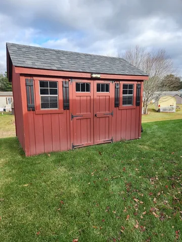 $252,000 | 402 Pleasant Parkway, Sturbridge, MA 01566