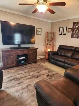 $248,900 | 402 Pleasant Parkway, Sturbridge, MA 01566