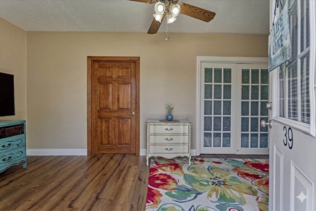 39 Regency Point Conroe, TX 77356 - Photo 9 of 45 **This picture has been virtually altered** Here's an image showing how this room could be closed off, the possibilities are endless!