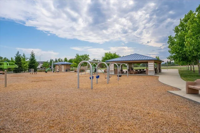 $594,900 | 592 Mill Valley Parkway, Redding, CA 96003