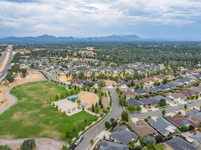 $594,900 | 592 Mill Valley Parkway, Redding, CA 96003