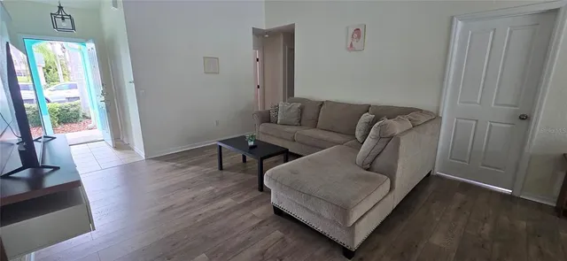 $2,300 | 110 Reserve Drive, Davenport, FL 33896