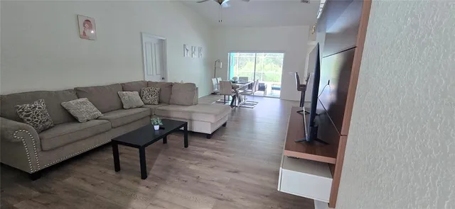 $2,300 | 110 Reserve Drive, Davenport, FL 33896