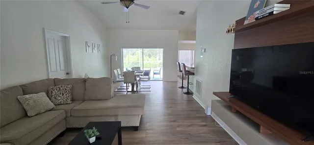 $2,300 | 110 Reserve Drive, Davenport, FL 33896