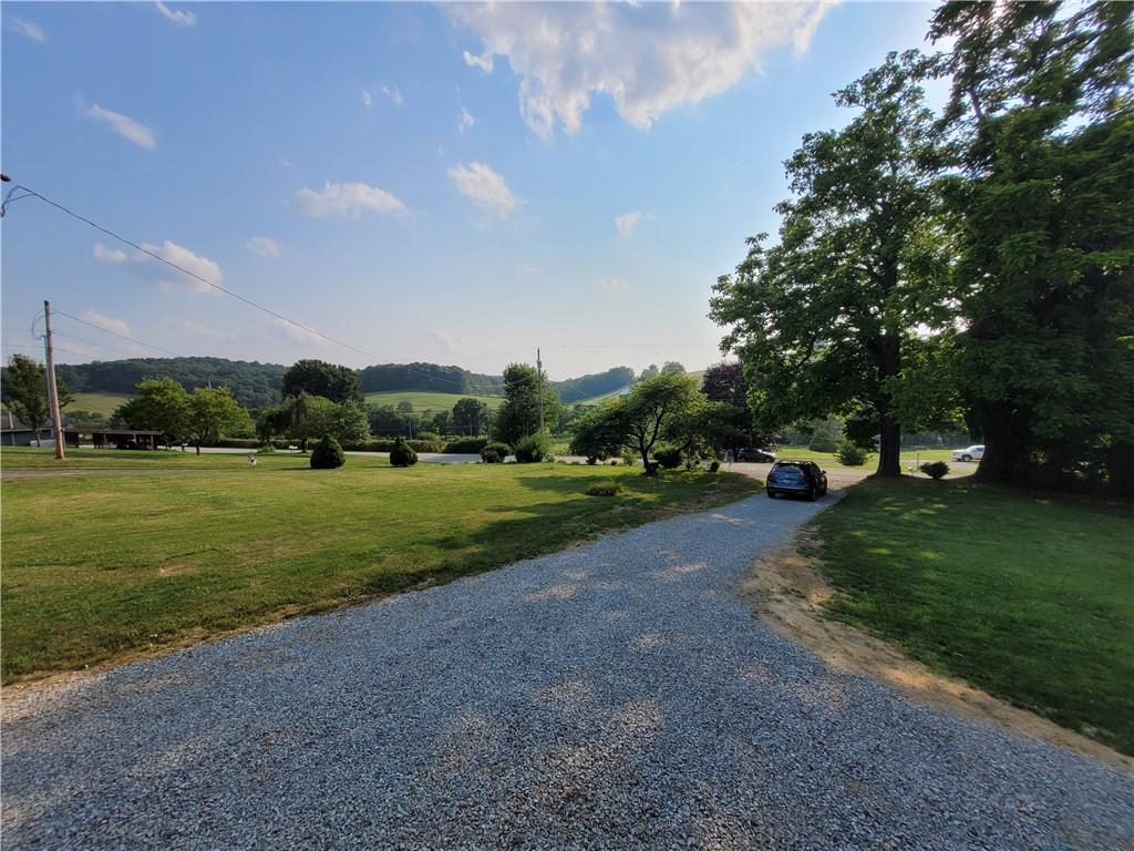 216 Cemetery Road Greensburg, PA 15601 - Photo 3 of 20 Gallery Image 3