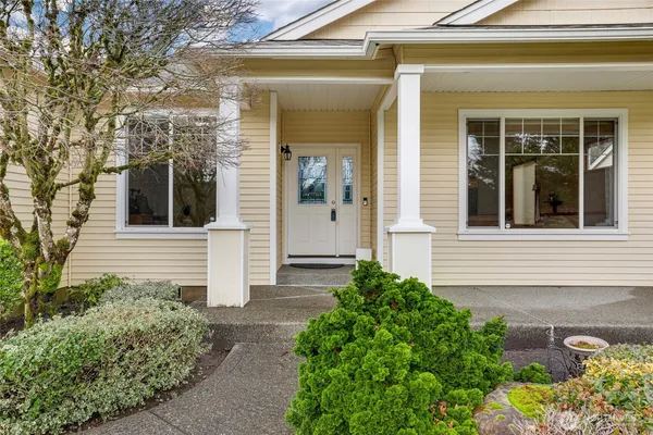 $775,000 | 13708 143rd Avenue East, Orting, WA 98360