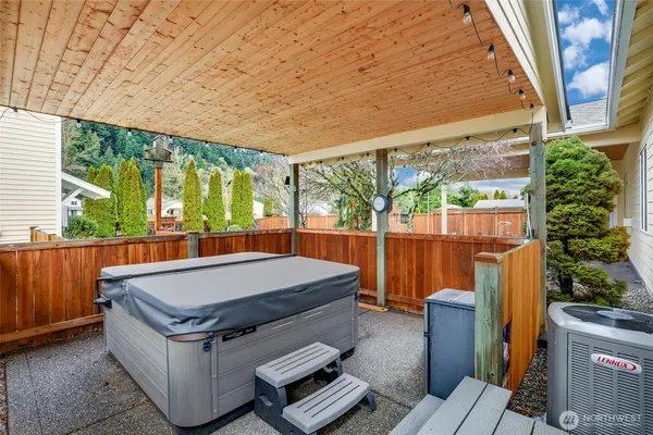 $775,000 | 13708 143rd Avenue East, Orting, WA 98360