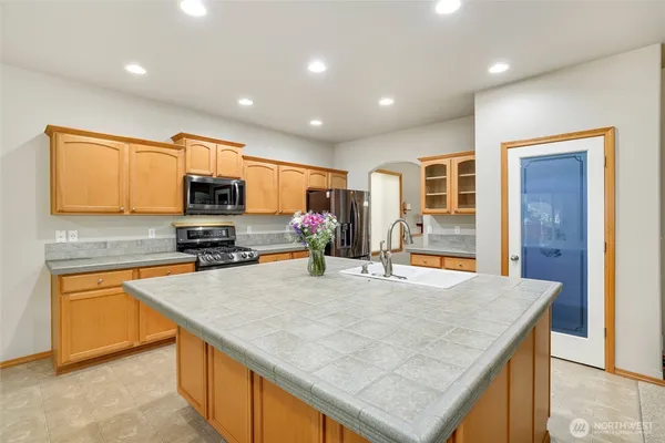 $775,000 | 13708 143rd Avenue East, Orting, WA 98360