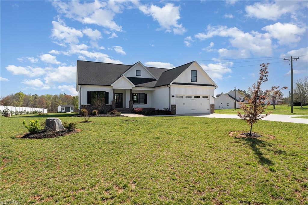 448 Troublesome Road Reidsville, NC 27320 - Photo 4 of 35