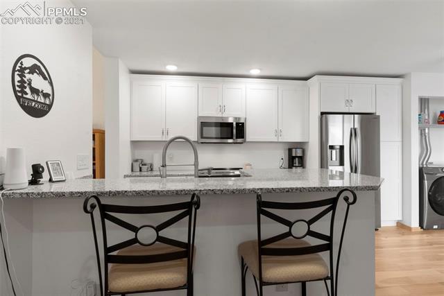 3330 Templeton Gap Road, Unit 34 Colorado Springs, CO 80907 - Photo 6 of 28
