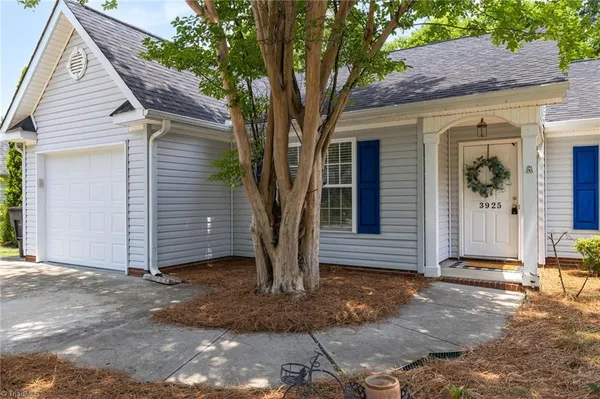 $279,000 | 3925 Hickswood Forest Court, High Point, NC 27265