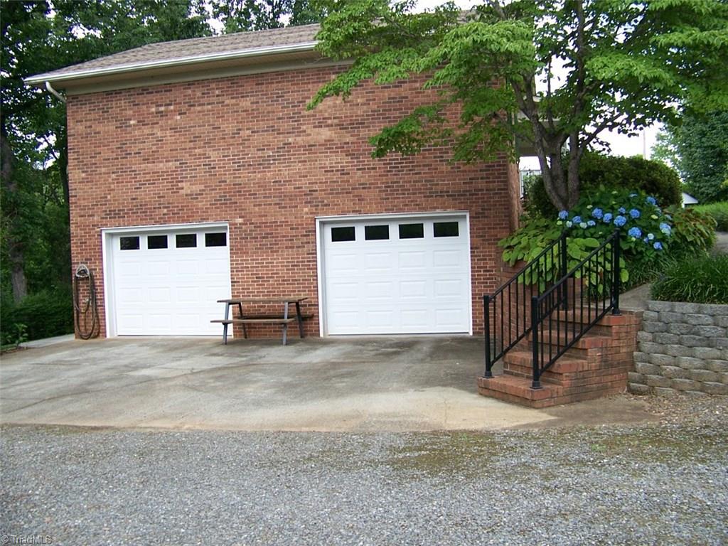 2832 Asbury Road Mount Airy, NC 27030 - Photo 23 of 30 Gallery Image 23