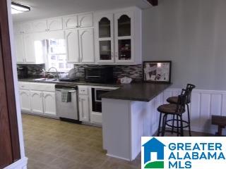 924 Ridgewood Circle Birmingham, AL 35235 - Photo 13 of 38