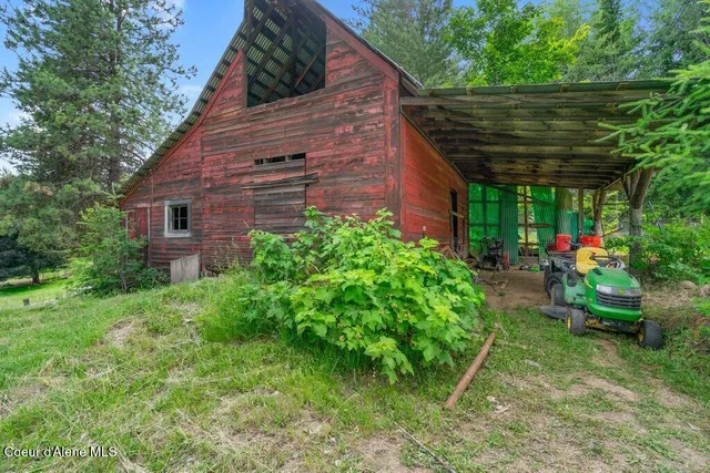 $625,000 | 140 Wright Road, Kingston, ID 83839