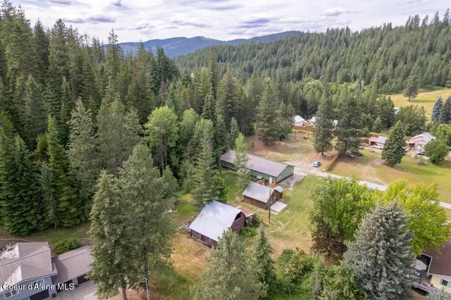 $625,000 | 140 Wright Road, Kingston, ID 83839