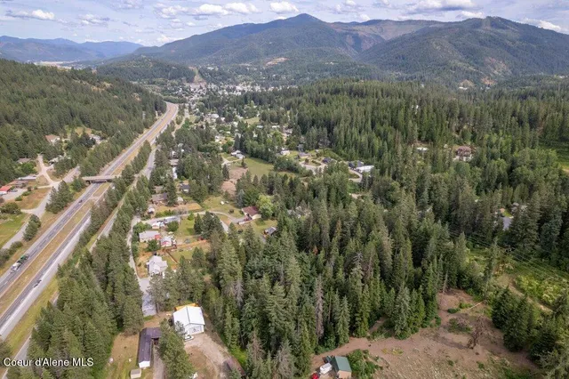 $625,000 | 140 Wright Road, Kingston, ID 83839