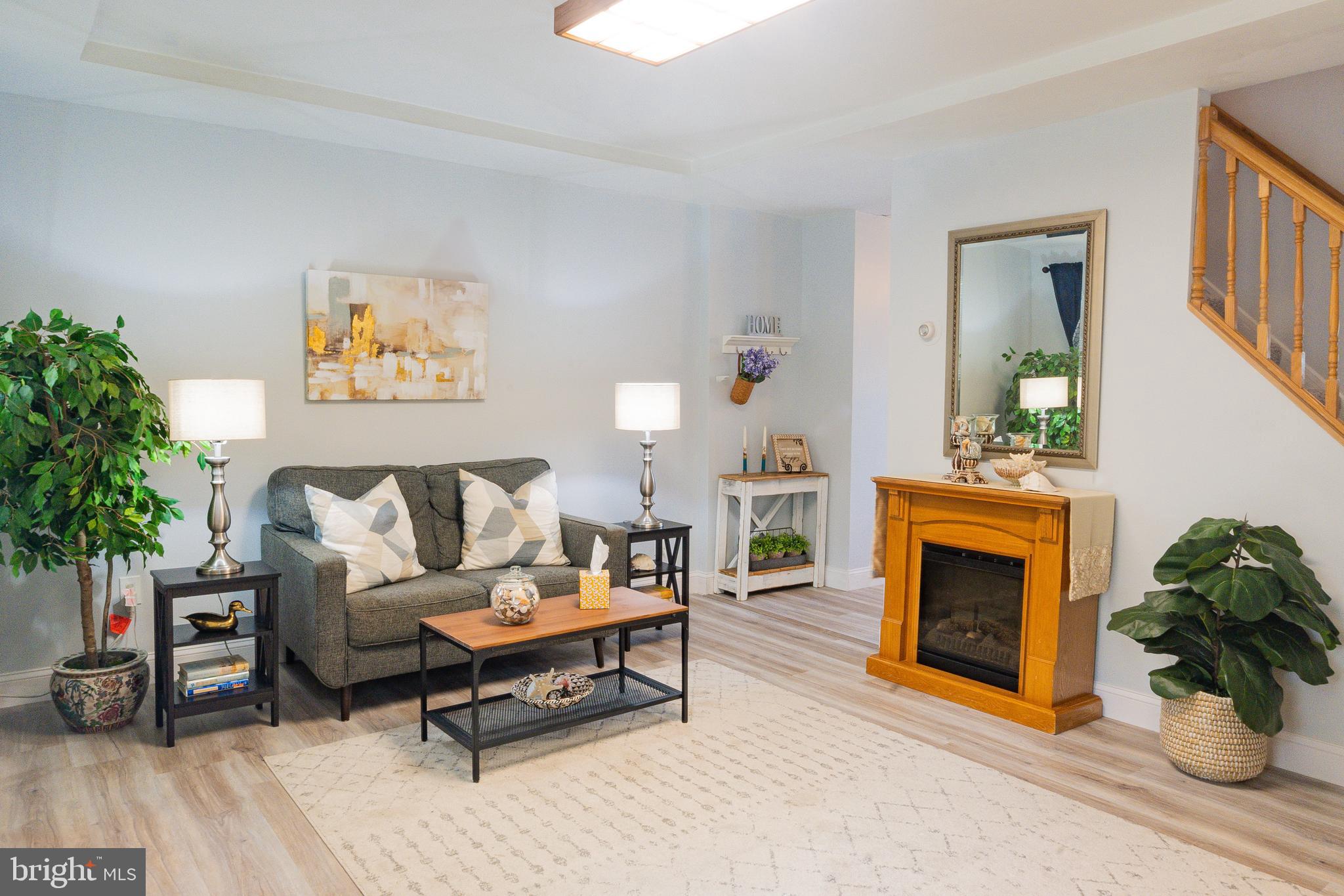 4009 6th Street Baltimore, MD 21225 - Photo 2 of 18