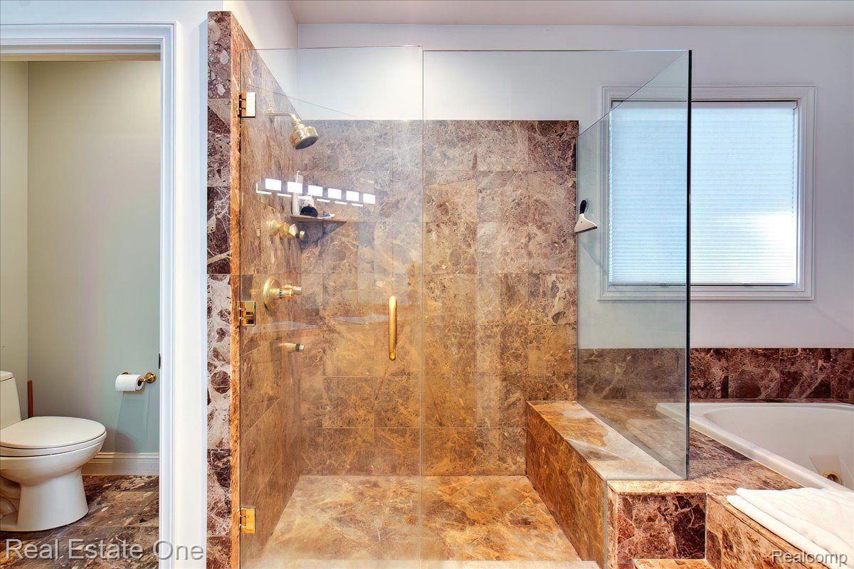 5016 Stonehenge Drive Rochester, MI 48306 - Photo 45 of 82 Gallery Image 45
