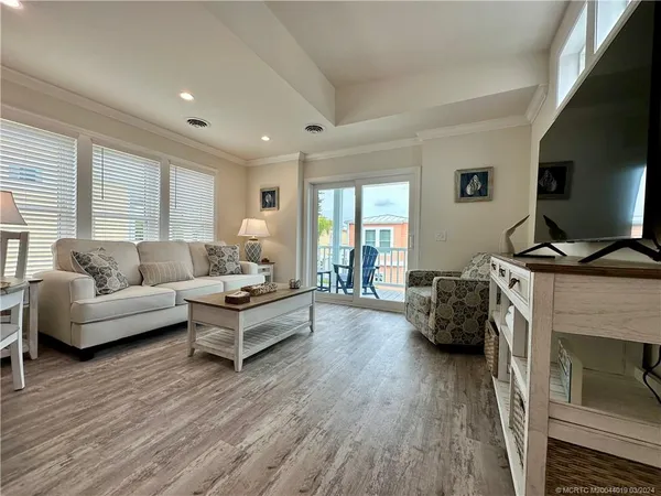 $2,400 | 2632 Northeast Pelican Way, Jensen Beach, FL 34957