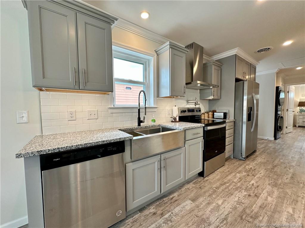 2632 Northeast Pelican Way Jensen Beach, FL 34957 - Photo 4 of 42