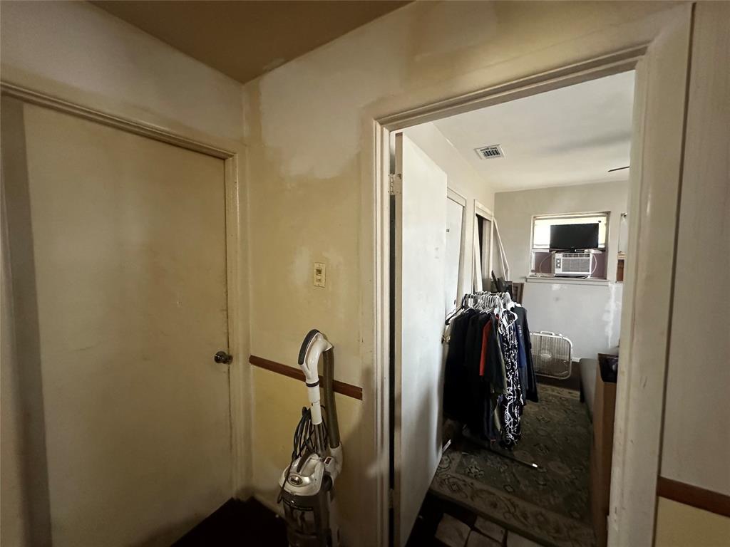 654 Rutgers Drive Lancaster, TX 75134 - Photo 15 of 18 a view of a room with utility room