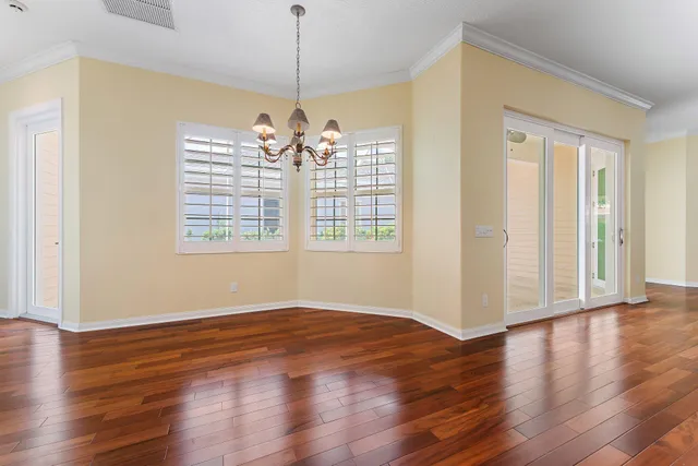 $900,000 | 215 New Haven Boulevard, Jupiter, FL 33458