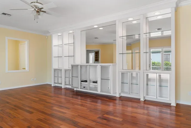 $900,000 | 215 New Haven Boulevard, Jupiter, FL 33458