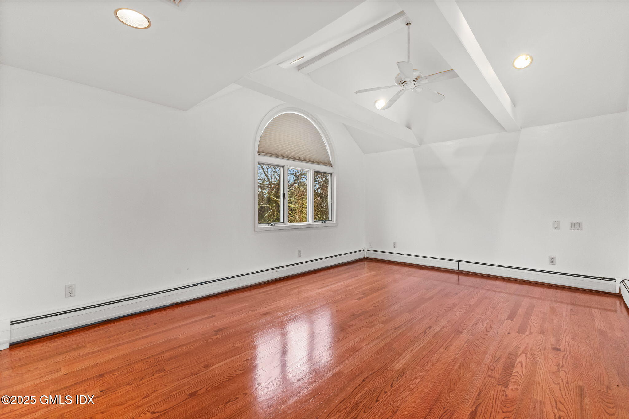 1 Driftway Greenwich, CT 06830 - Photo 21 of 48 32-web-or-mls-1-driftway