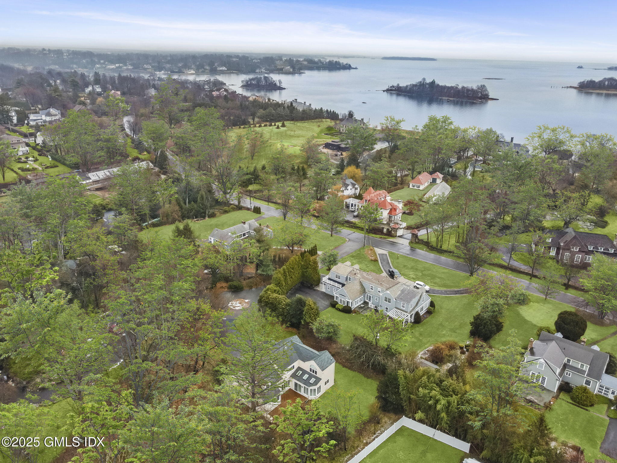 1 Driftway Greenwich, CT 06830 - Photo 34 of 48 51-web-or-mls-1-driftway