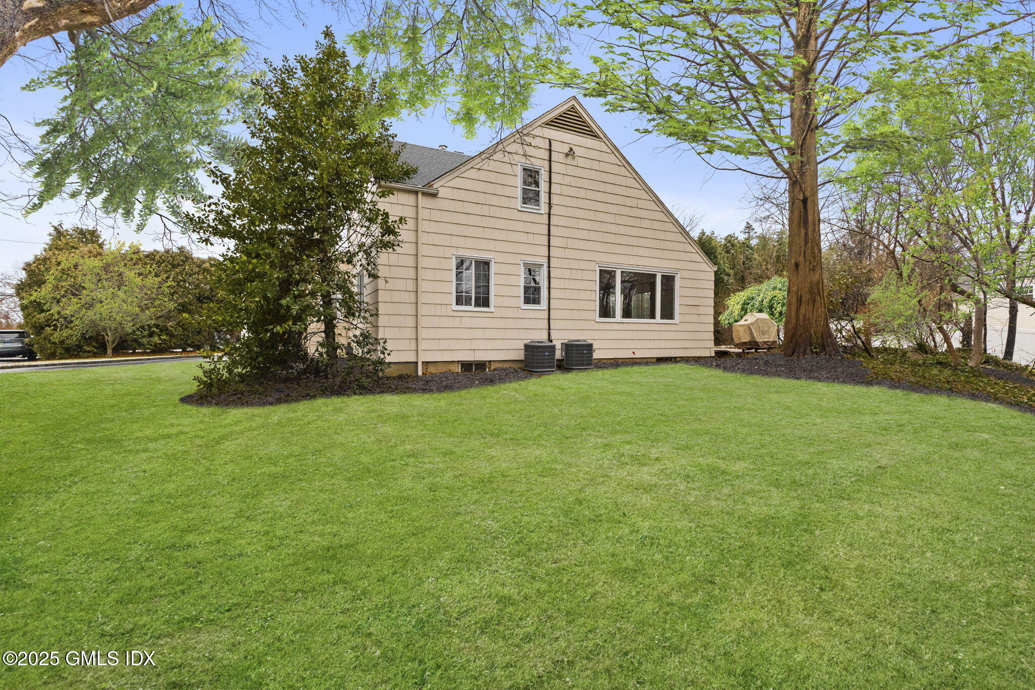 1 Driftway Greenwich, CT 06830 - Photo 38 of 48 58-web-or-mls-1-driftway