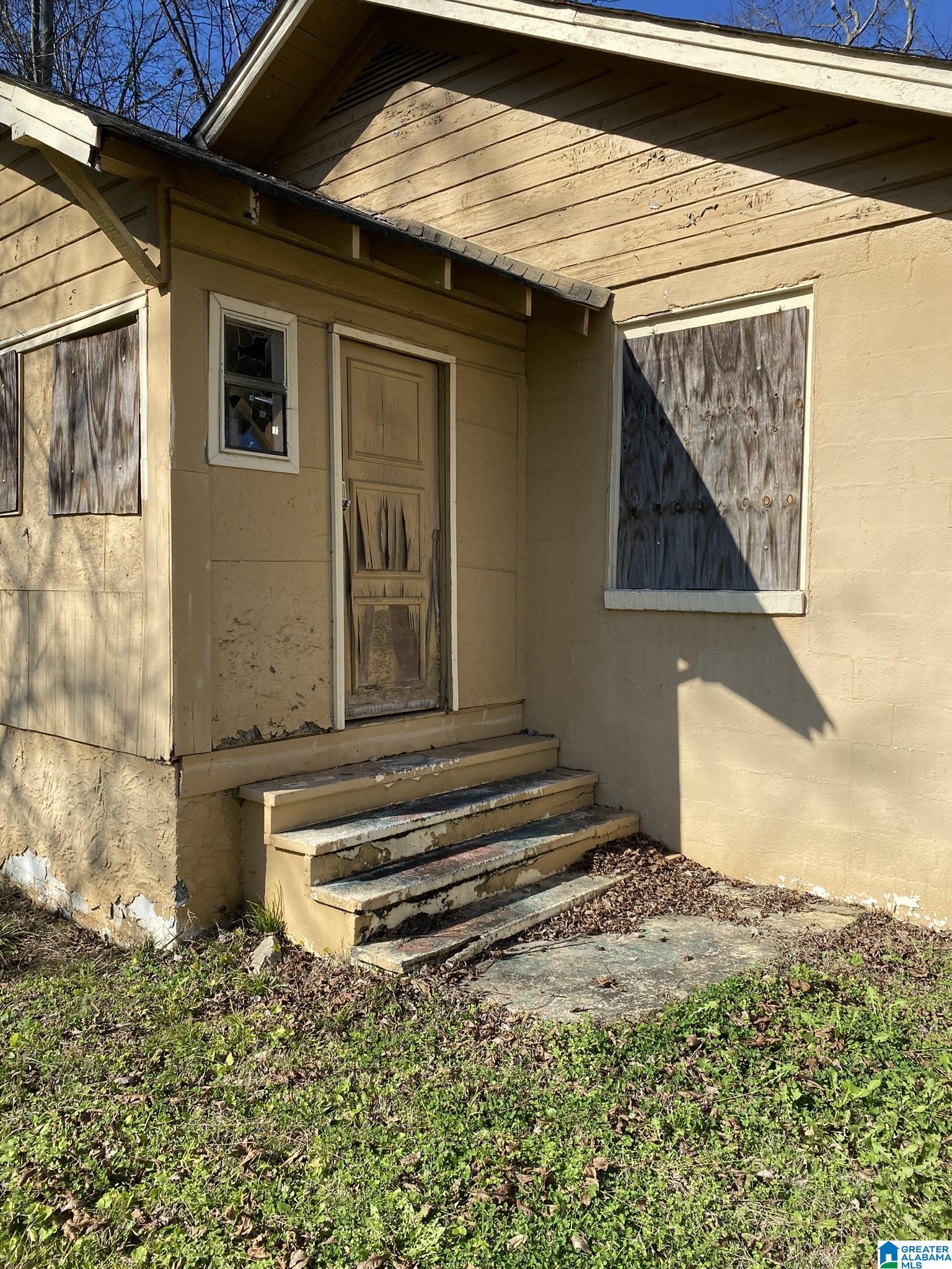 2136 47th Street Birmingham, AL 35208 - Photo 3 of 19