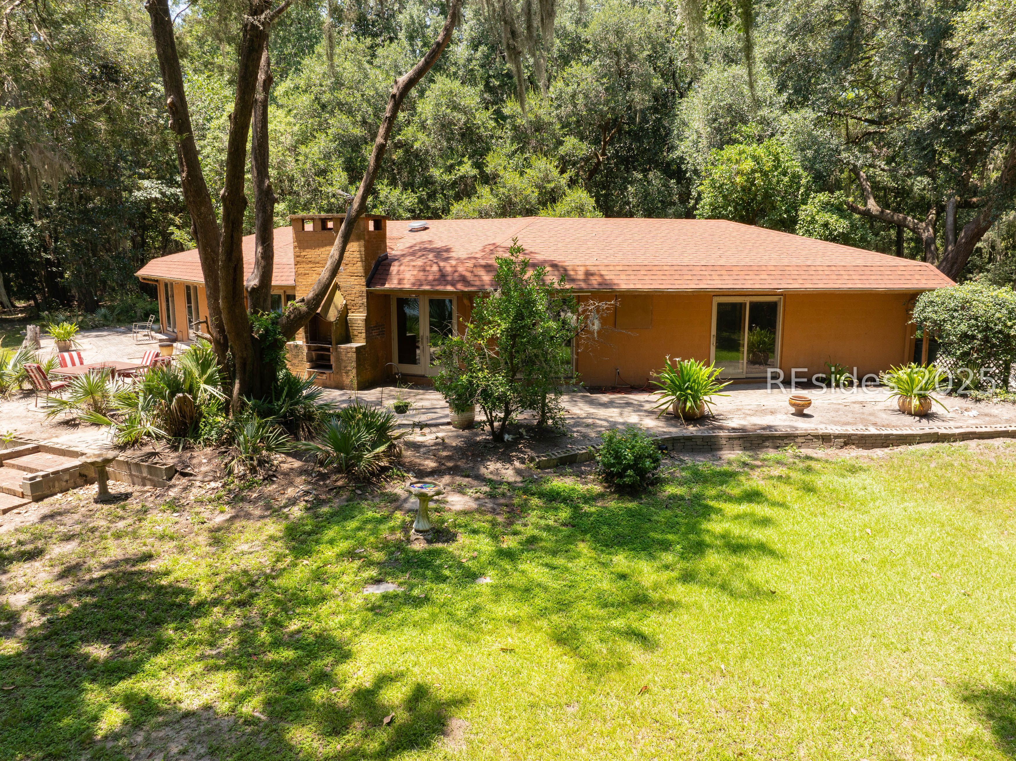 822 Knowles Island Road Ridgeland, SC 29936 - Photo 2 of 55