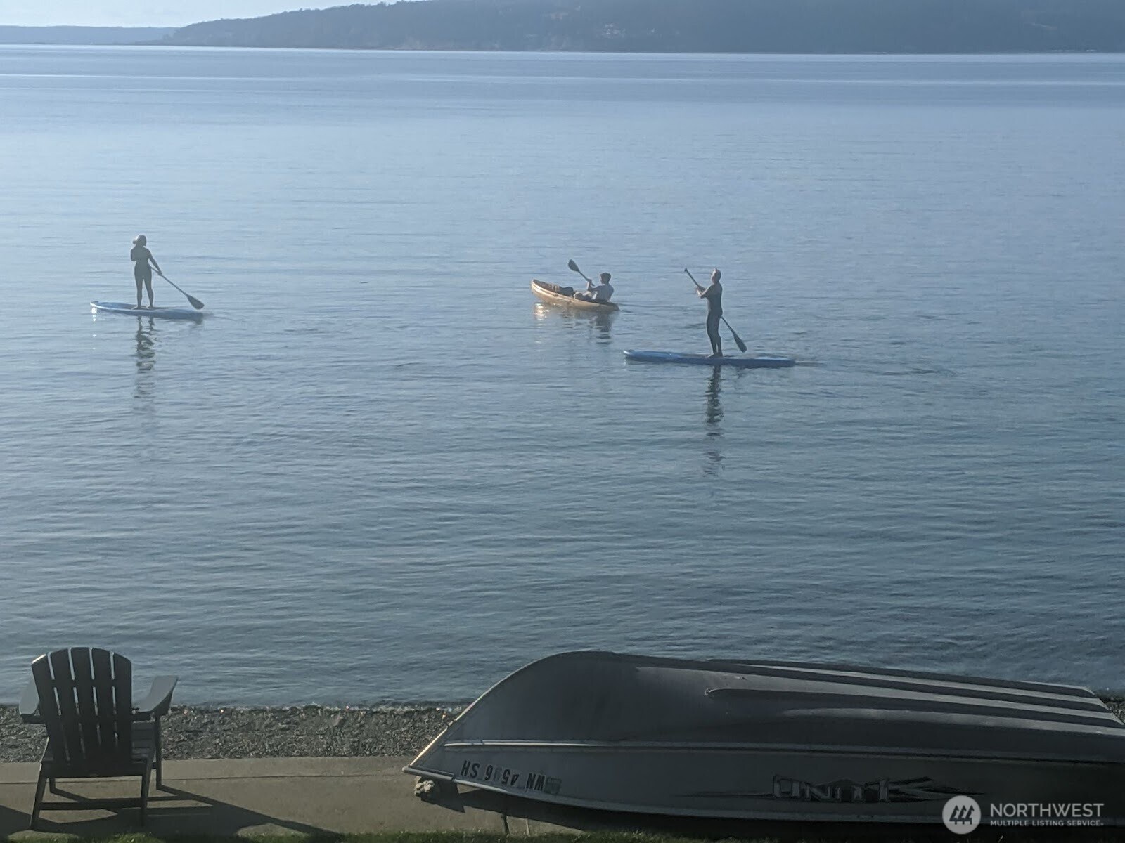 181 Utsalady Road Camano Island, WA 98282 - Photo 4 of 40 a bathroom with a bathtub
