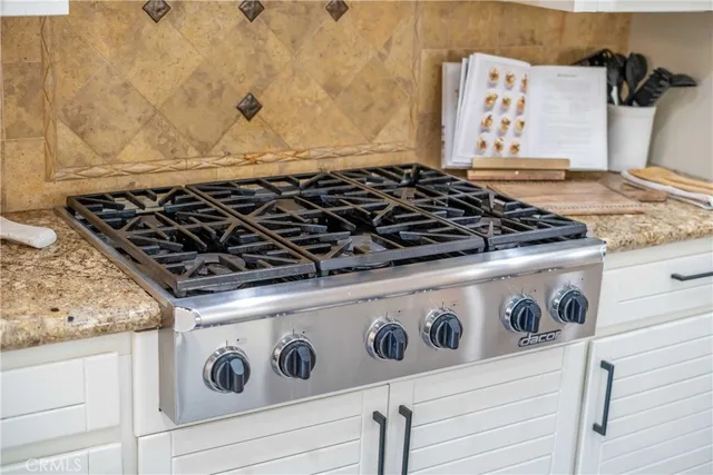 $6,425 | 55840 Pebble La, La Quinta, CA 92253