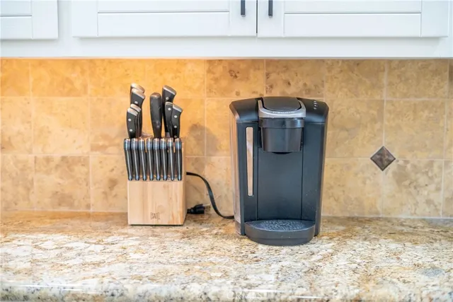 $6,425 | 55840 Pebble La, La Quinta, CA 92253