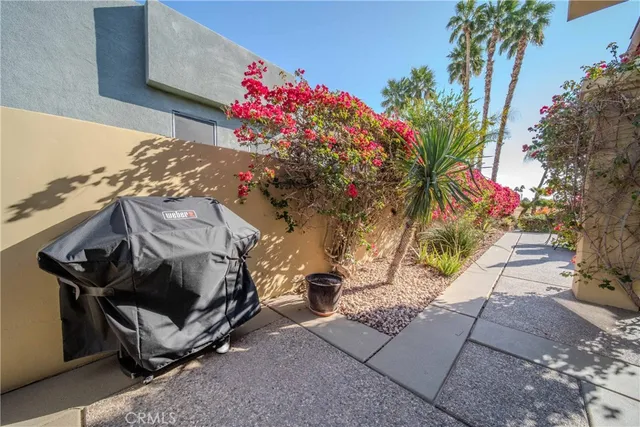 $6,425 | 55840 Pebble La, La Quinta, CA 92253