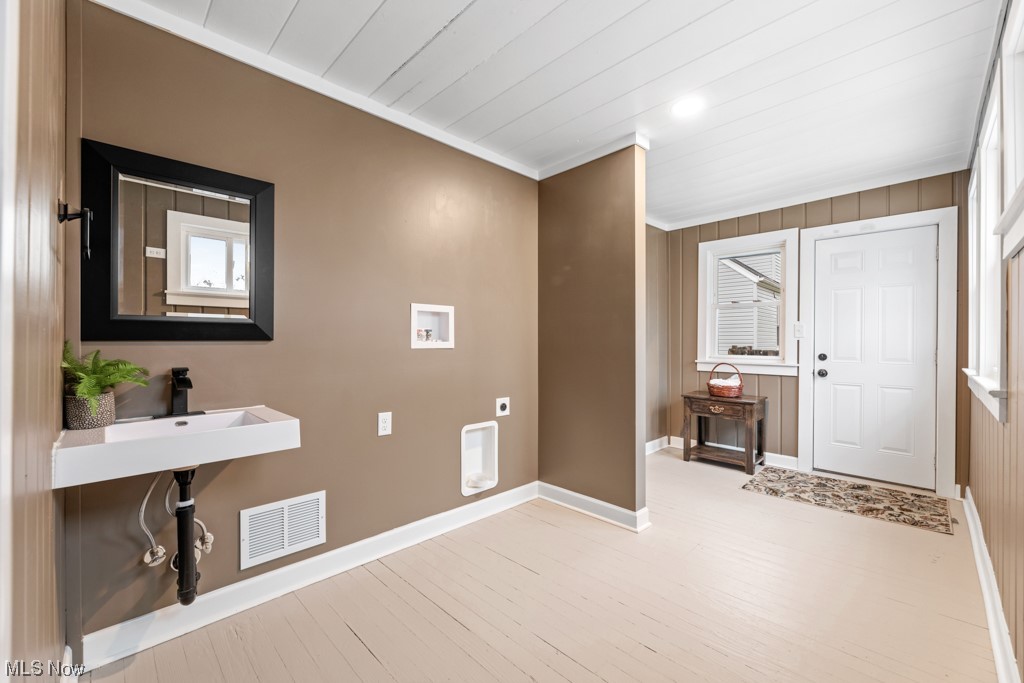 16216 Corkhill Road Maple Heights, OH 44137 - Photo 26 of 35 Gallery Image 26