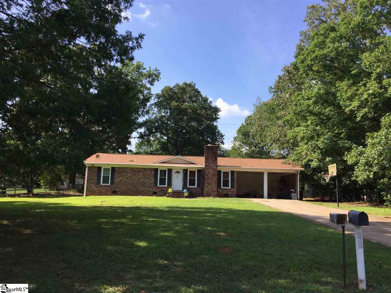 502 Timberlane Road Greer, SC 29651 - Photo 2 of 19 Gallery Image 2