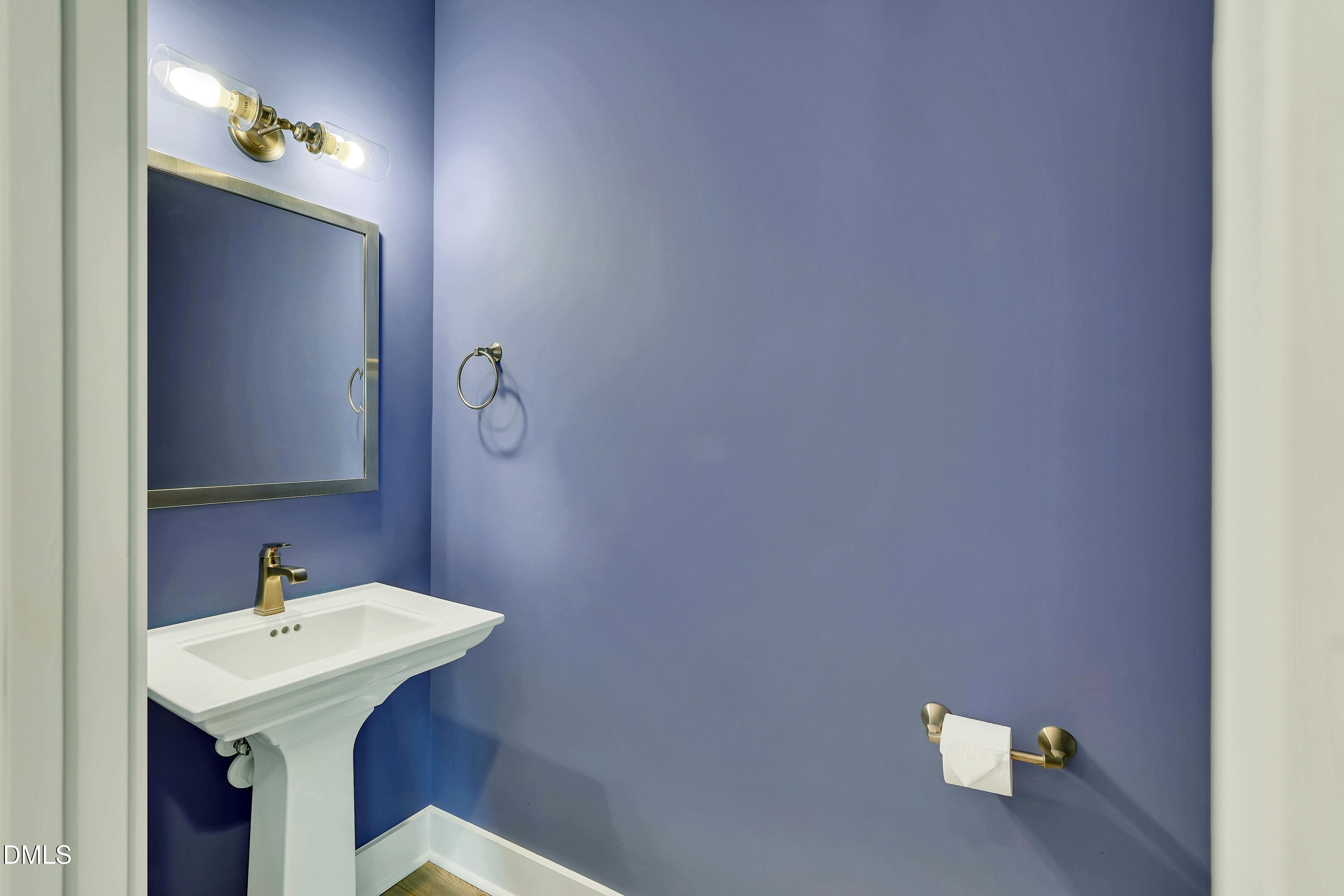 609 Jerome Road Durham, NC 27713 - Photo 14 of 40 Powder Room