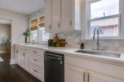 $549,000 | 302 North Waverly Drive, Dallas, TX 75208