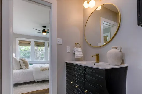 $549,000 | 302 North Waverly Drive, Dallas, TX 75208