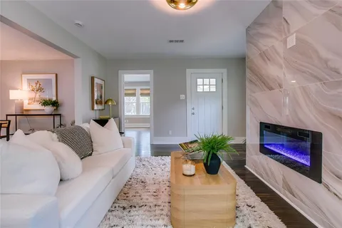 $549,000 | 302 North Waverly Drive, Dallas, TX 75208