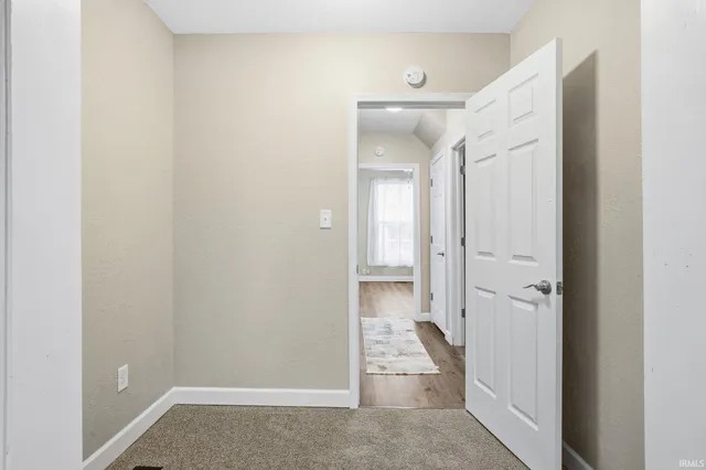 $164,900 | 1325 South K Street, Elwood, IN 46036