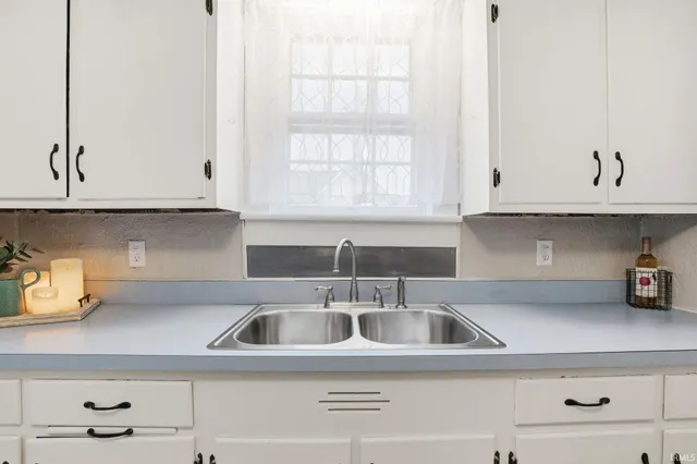 $164,900 | 1325 South K Street, Elwood, IN 46036