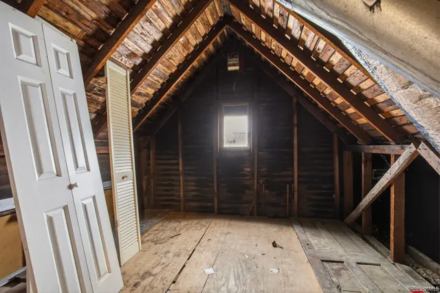 $164,900 | 1325 South K Street, Elwood, IN 46036