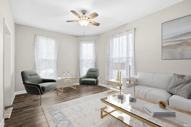 $164,900 | 1325 South K Street, Elwood, IN 46036