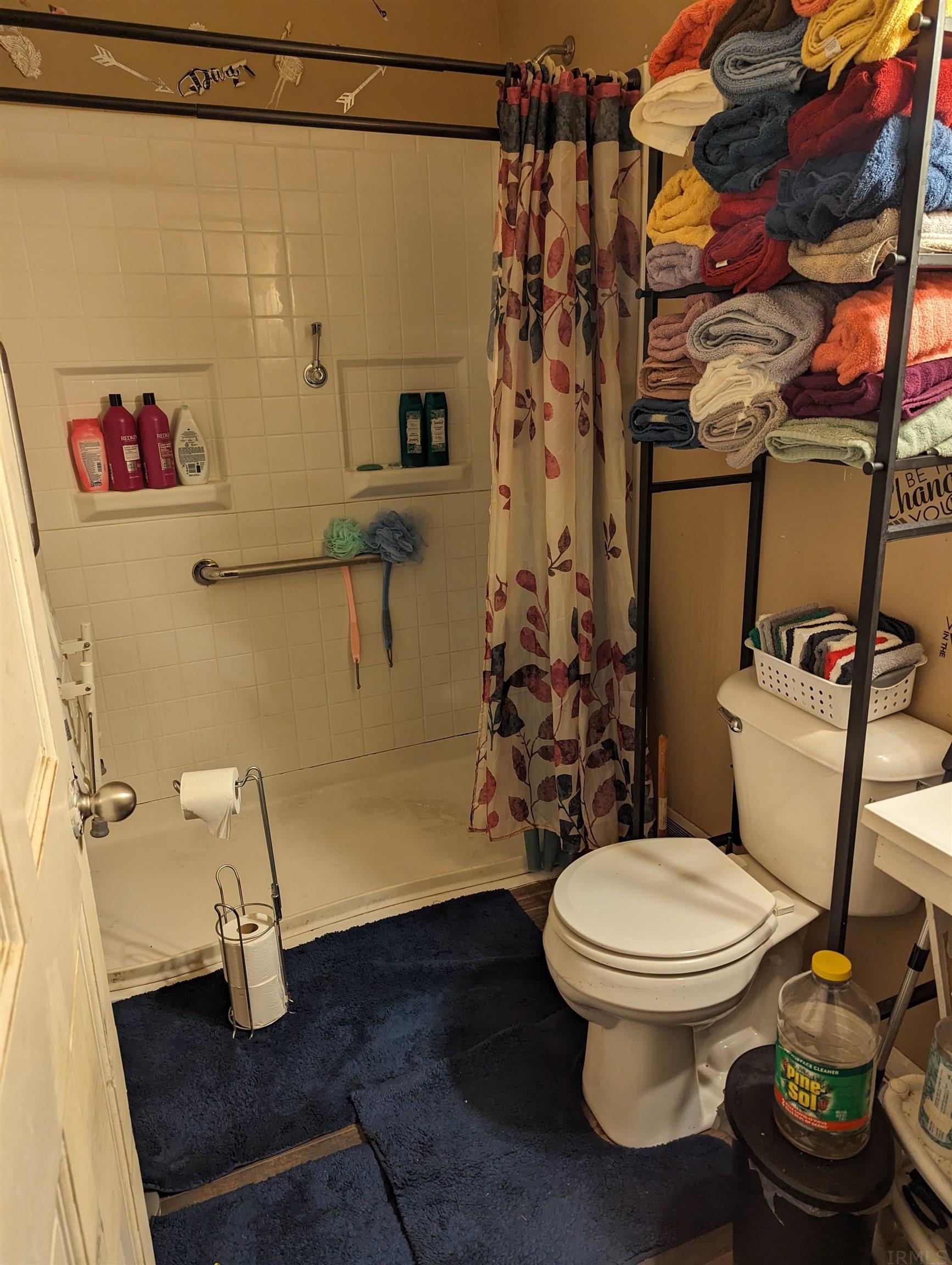 5014 Smith Street Fort Wayne, IN 46806 - Photo 2 of 4